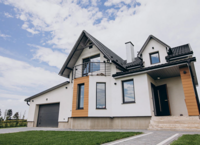house-isolated-field_1303-23773